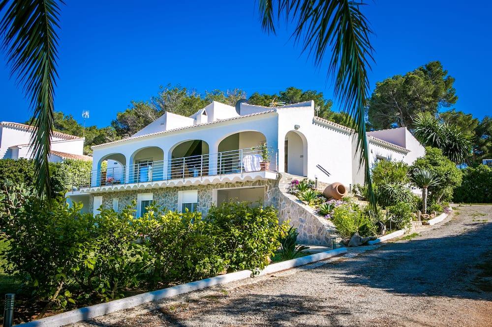 Villa Cala Blanca 100m To Sea! Watch The Video - Kust van Valencia - Javea visuel 1/5 Villa Cala Blanca 100m To Sea! Watch The Video - Kust van Valencia - Javea visuel 1/5