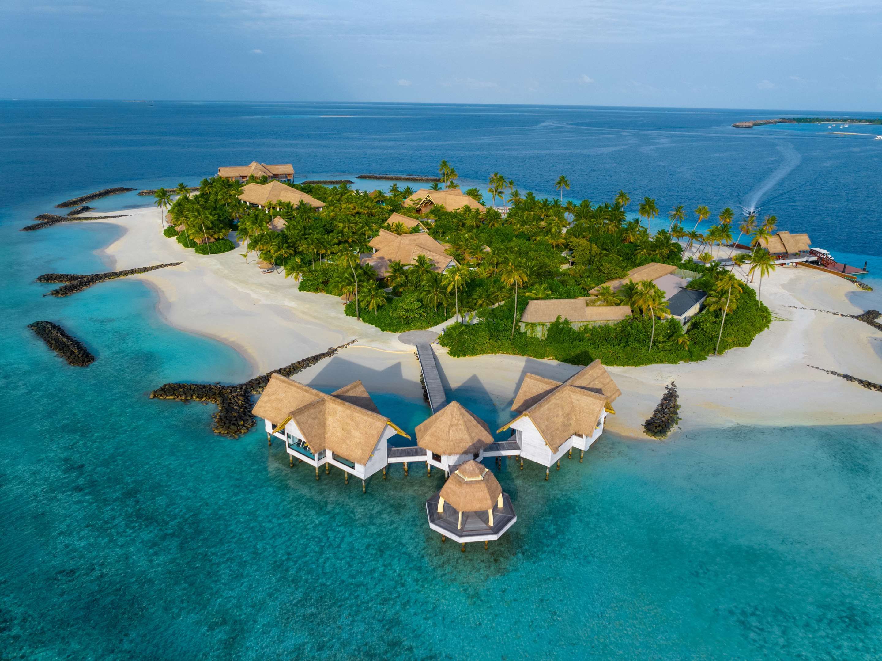 ice-4850306-121076732-739111 Waldorf Astoria Maldives Ithaafushi