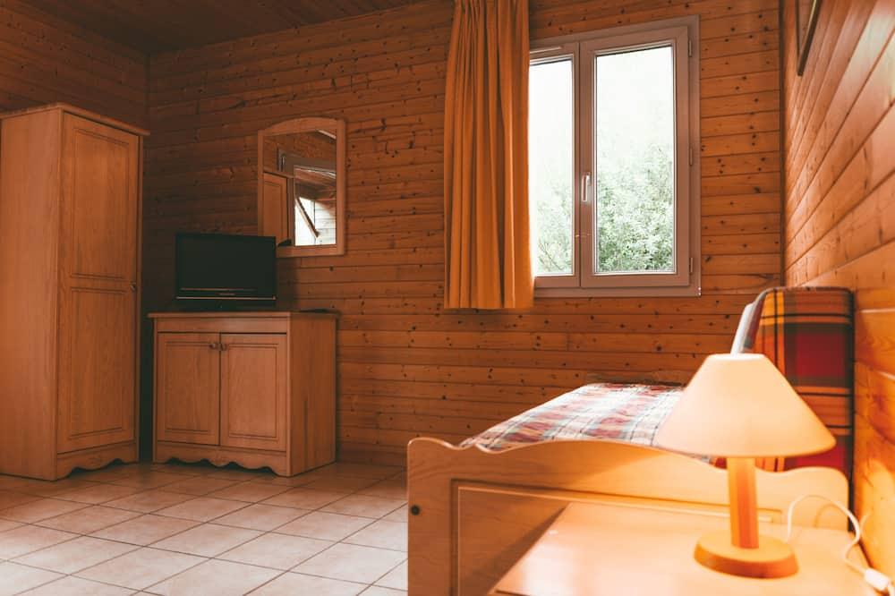 Chalet with swimming pool near Puy du Fou in holiday residence up to 6 people Poitou-Charentes - Moncoutant visuel 5/5 Chalet with swimming pool near Puy du Fou in holiday residence up to 6 people Poitou-Charentes - Moncoutant visuel 5/5
