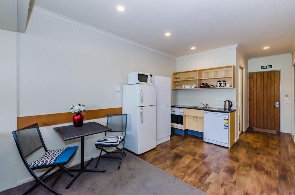 expediav2-465254-07153d-059924 Raumati Sands Resort
