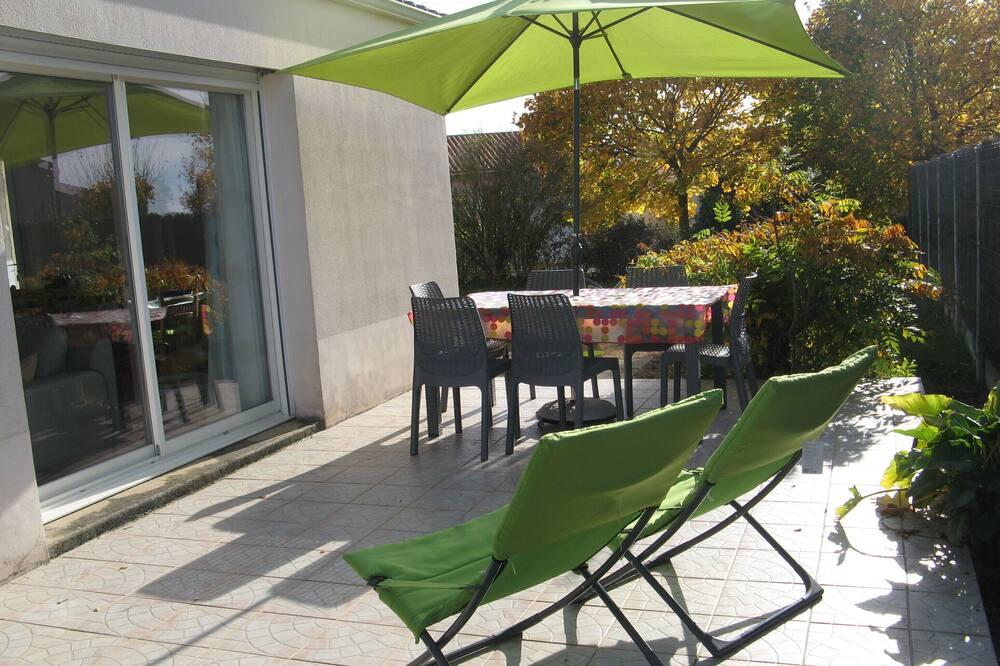 Contemporary villa, 5 minutes walk from the village, 4. 5km from the sea. Pays de Loire - Saint-Hilaire-la-Forêt visuel 3/5 Contemporary villa, 5 minutes walk from the village, 4. 5km from the sea. Pays de Loire - Saint-Hilaire-la-Forêt visuel 3/5