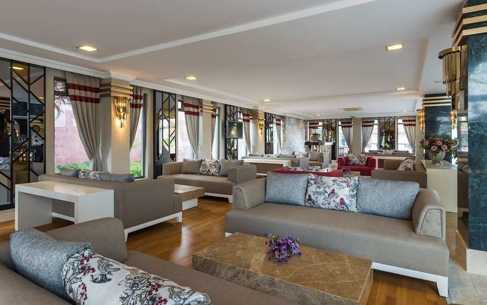 sembo-2860146-b29826-941527 Felicia Village