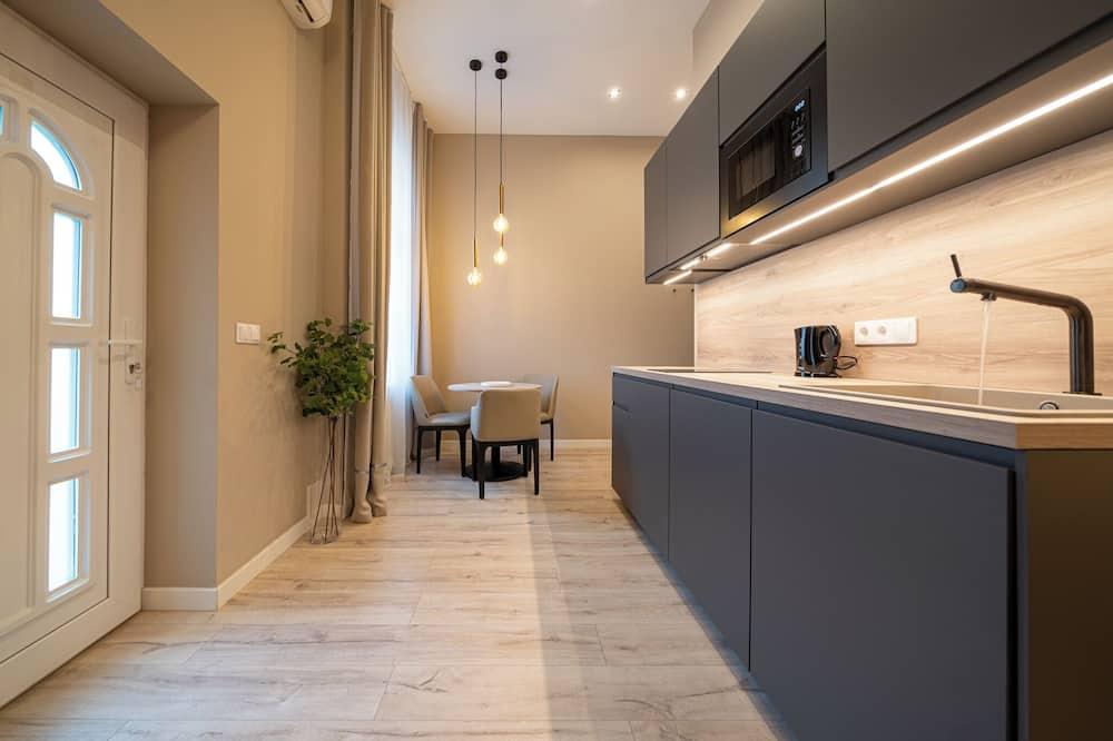 expedia_group-9633252-f15961-993490 Karoly Boutique Suites, Best Location By Bqa