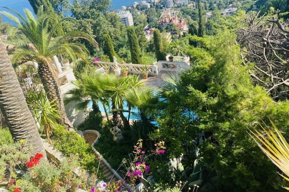 Sumptuous exotic villa in Cannes Provence-Alpes-Côte d'Azur - Cannes visuel 1/5 Sumptuous exotic villa in Cannes Provence-Alpes-Côte d'Azur - Cannes visuel 1/5