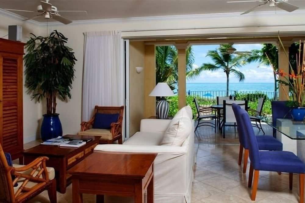 expedia_group-101602-a20deb-744050 Villa Renaissance