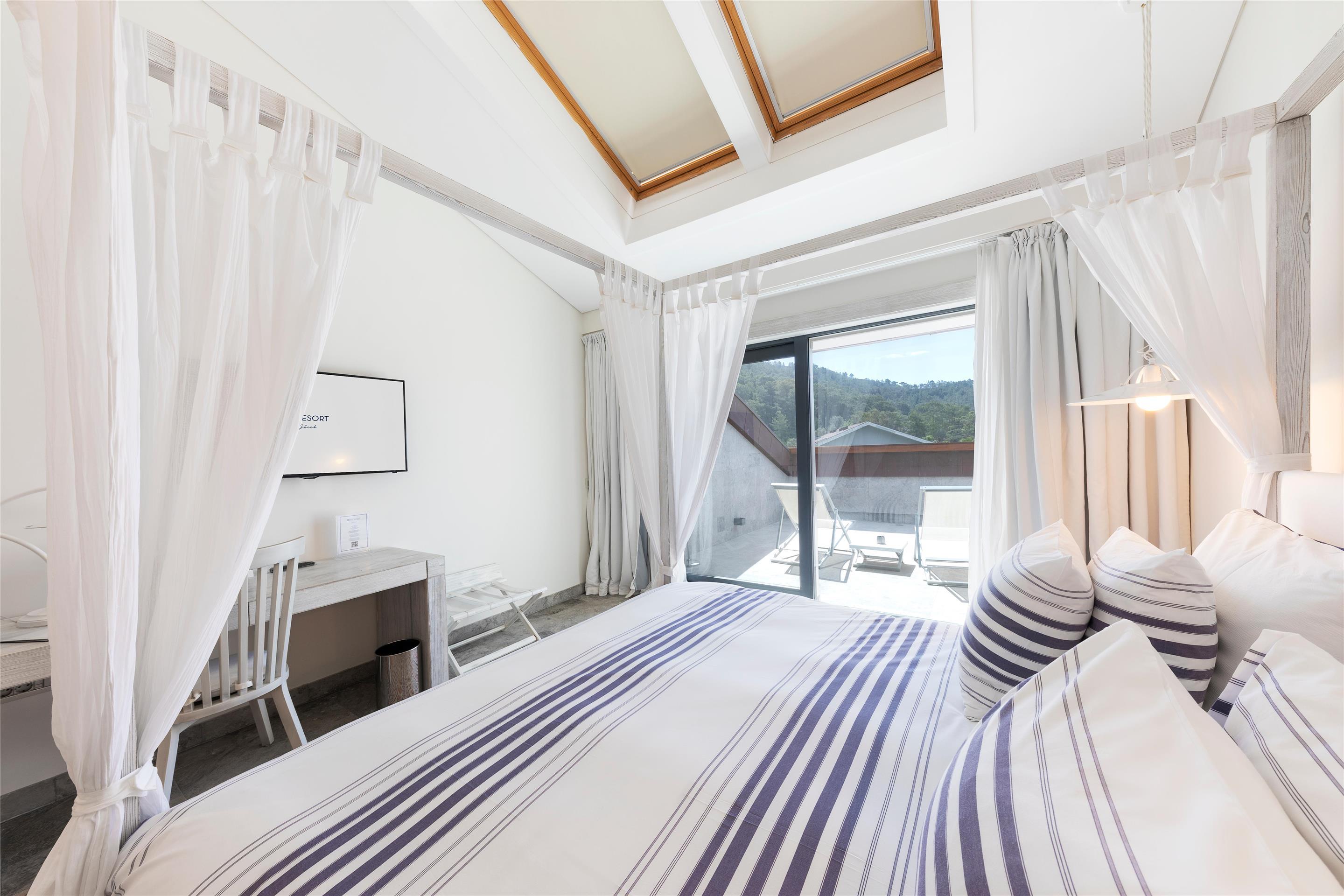 ice-446237-4bc361-355650 D-Resort Gocek