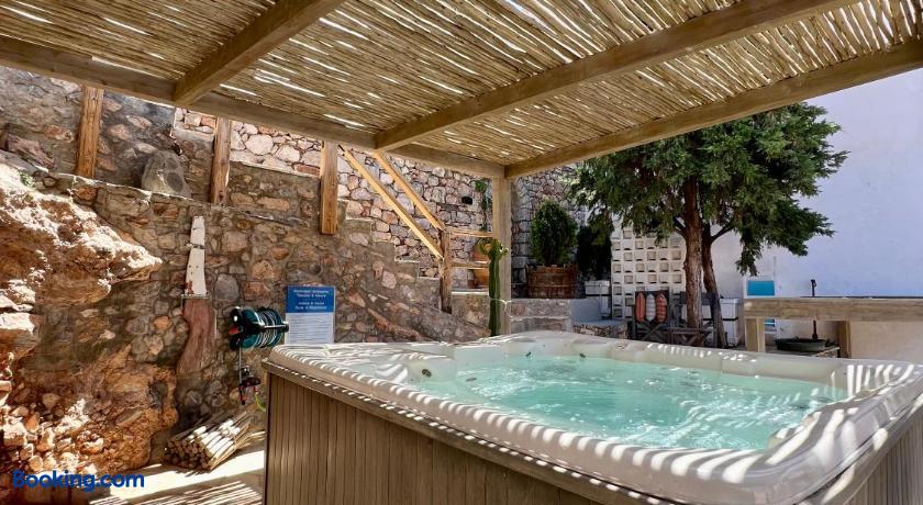 booking-684144-460907370-469048 PortaDelMare deluxe suites