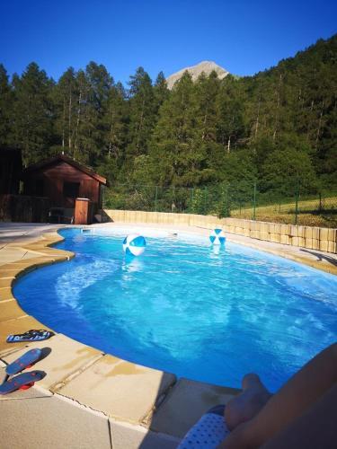 Chalet calme Provence-Alpes-Côte d'Azur - Saint-Léger-les-Mélèzes visuel 3/5 Chalet calme Provence-Alpes-Côte d'Azur - Saint-Léger-les-Mélèzes visuel 3/5