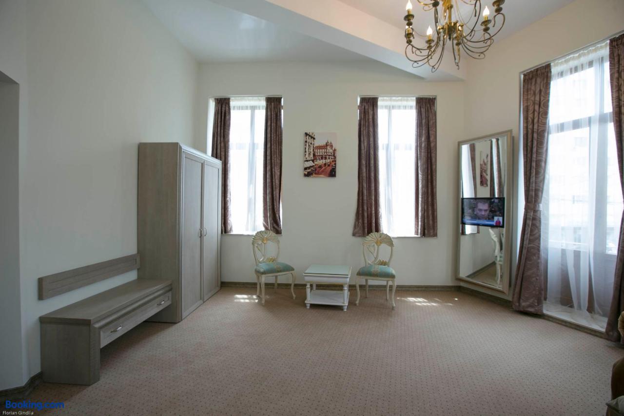 booking-2216077-60097795-395106 Euro Hotel Grivita