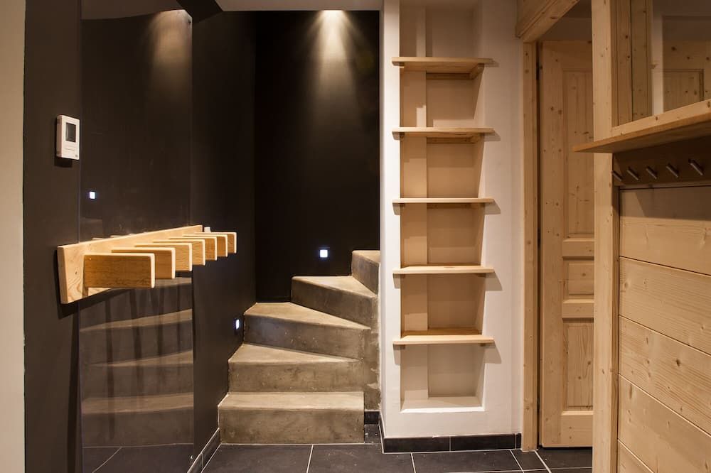 The Rachasses The Feet Of The Great Montets, Overlooking Mont Blanc For 8 People