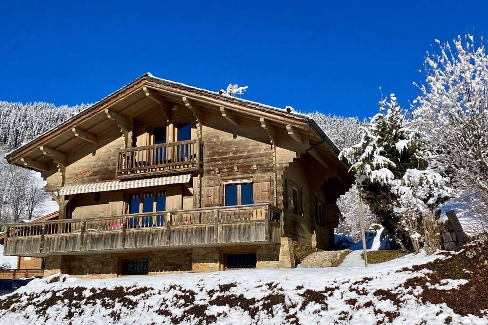 Chalet La Clusaz, 5 pièces, 8 personnes FR-1-459-227 - Rhône-Alpes - La Clusaz visuel 1/5 Chalet La Clusaz, 5 pièces, 8 personnes FR-1-459-227 - Rhône-Alpes - La Clusaz visuel 1/5