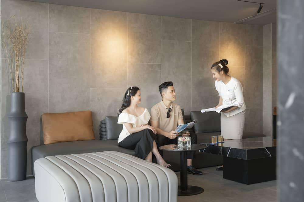 expediav2-3526184-dcef44-856001 San Marino Boutique Da Nang