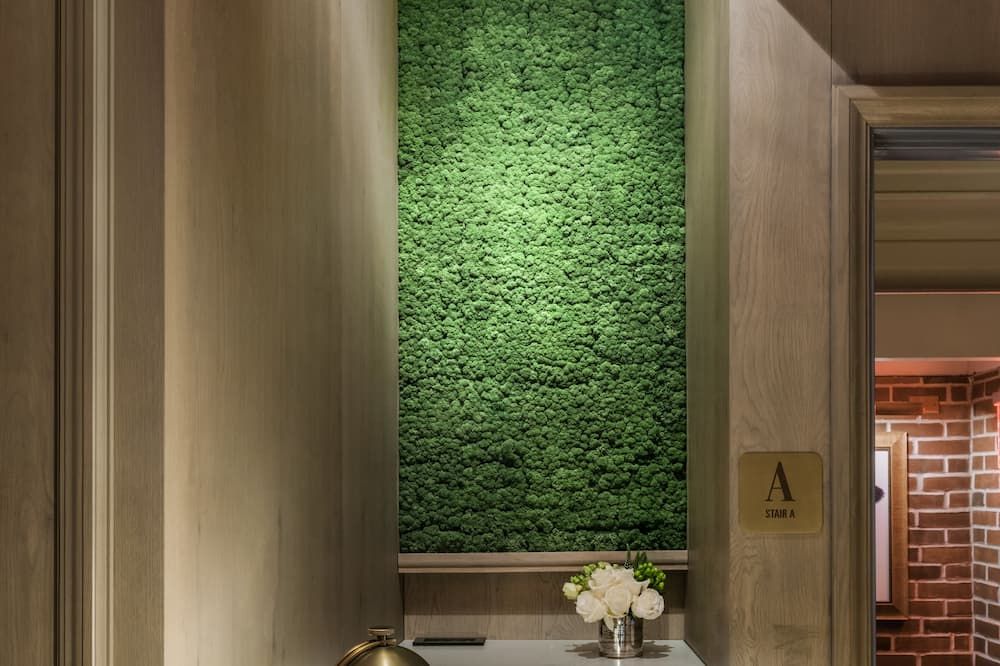 Merrion Row Hotel and Public House