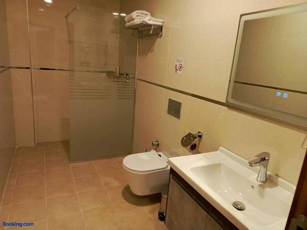 booking-1071267710-542353518-931504 Sarok Hotel