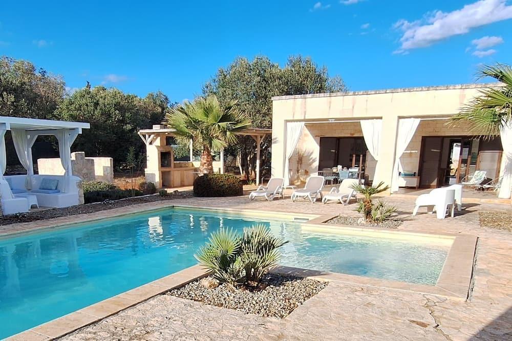 Modern Villa, Pool, Veranda, Additional Outdoor Kitchen, Bbq, Double Stone Walls Apulië - Ostuni visuel 2/5