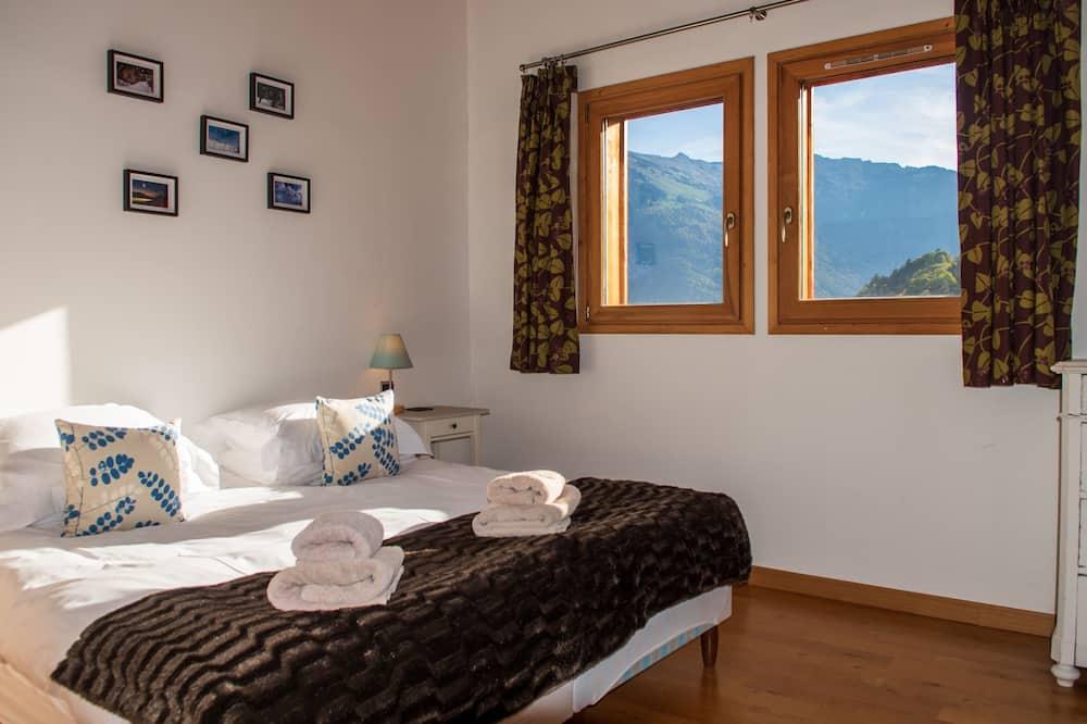 Luxury Alps Chalet with Wellness Facilities and Summer Swimming Pool Rhône-Alpes - Samoëns visuel 4/5 Luxury Alps Chalet with Wellness Facilities and Summer Swimming Pool Rhône-Alpes - Samoëns visuel 4/5
