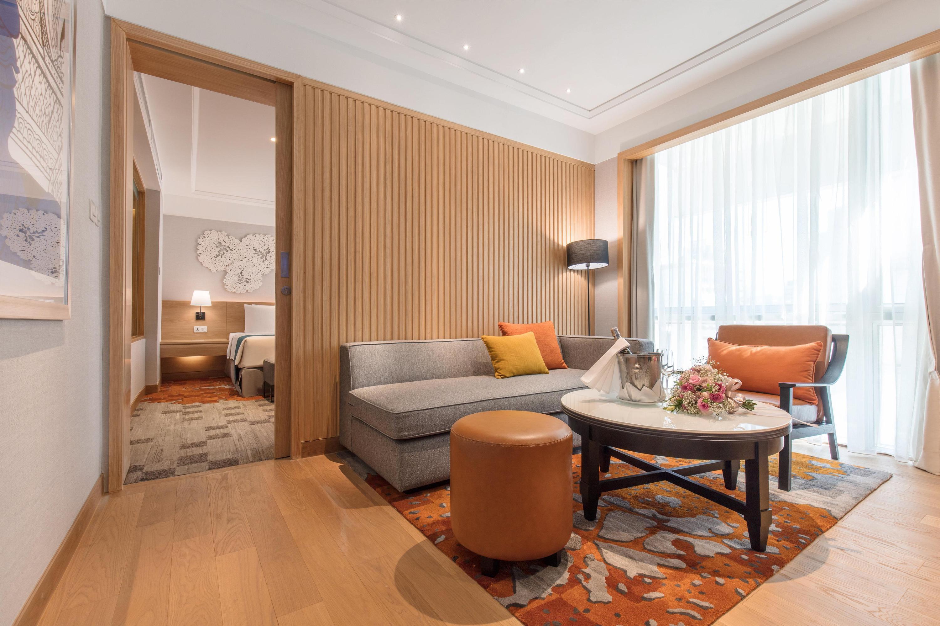 sembo-35285-5c7ee8-725686 Holiday Inn Bangkok