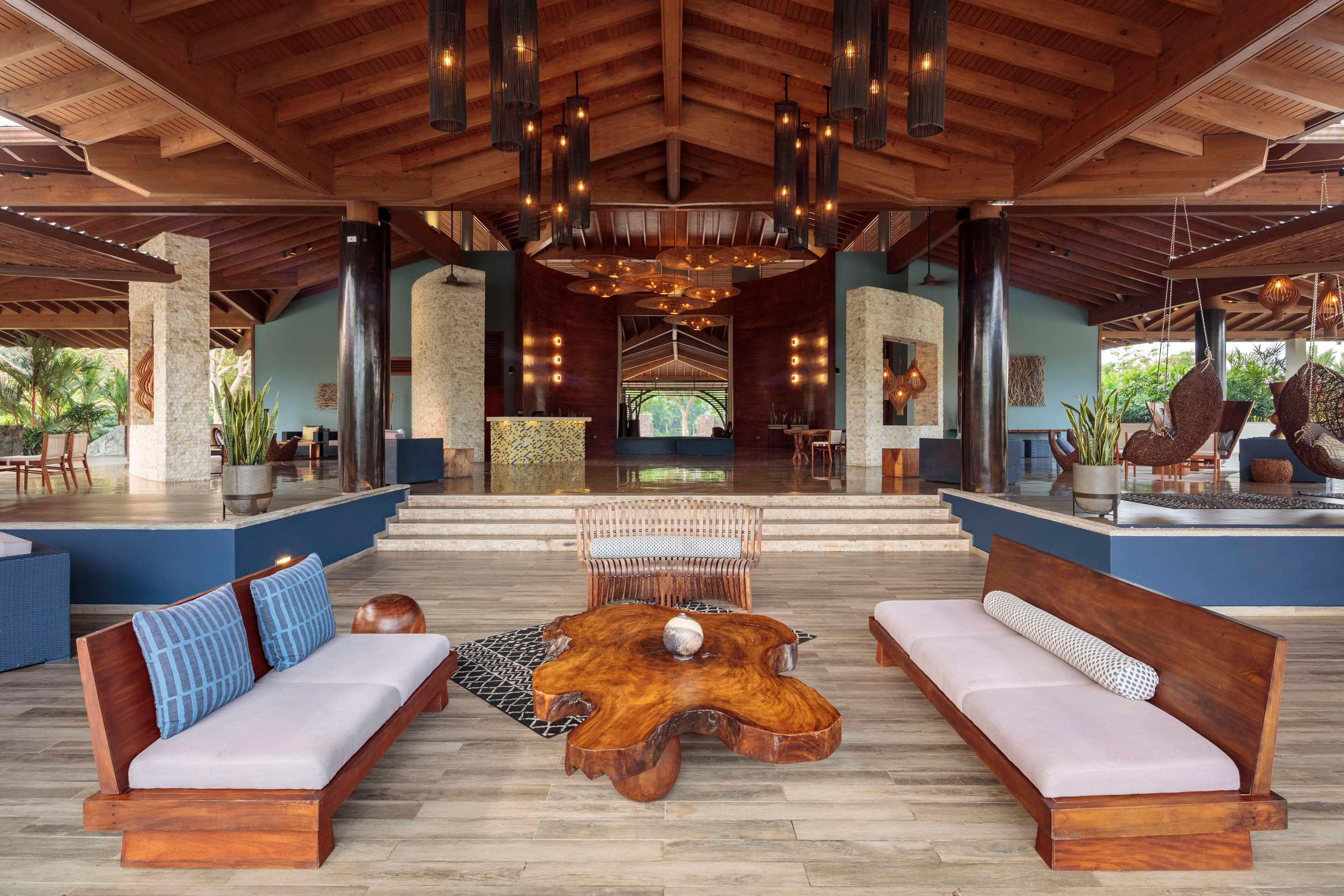ice-2058707-108234553-378555 Indura Beach & Golf Resort Curio Collection By Hilton