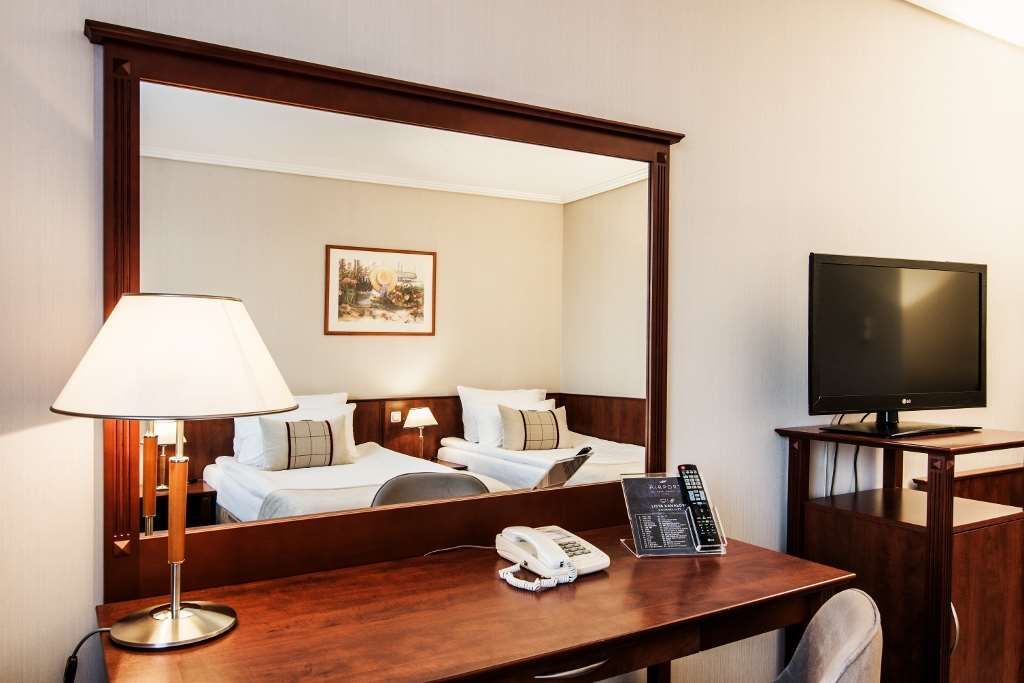 Airport Hotel Okęcie