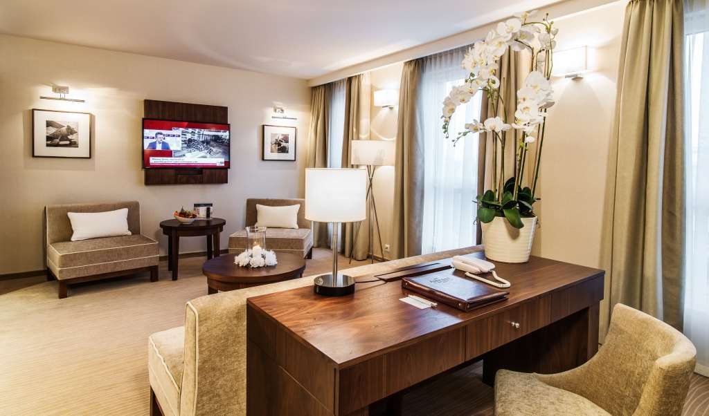 Airport Hotel Okęcie