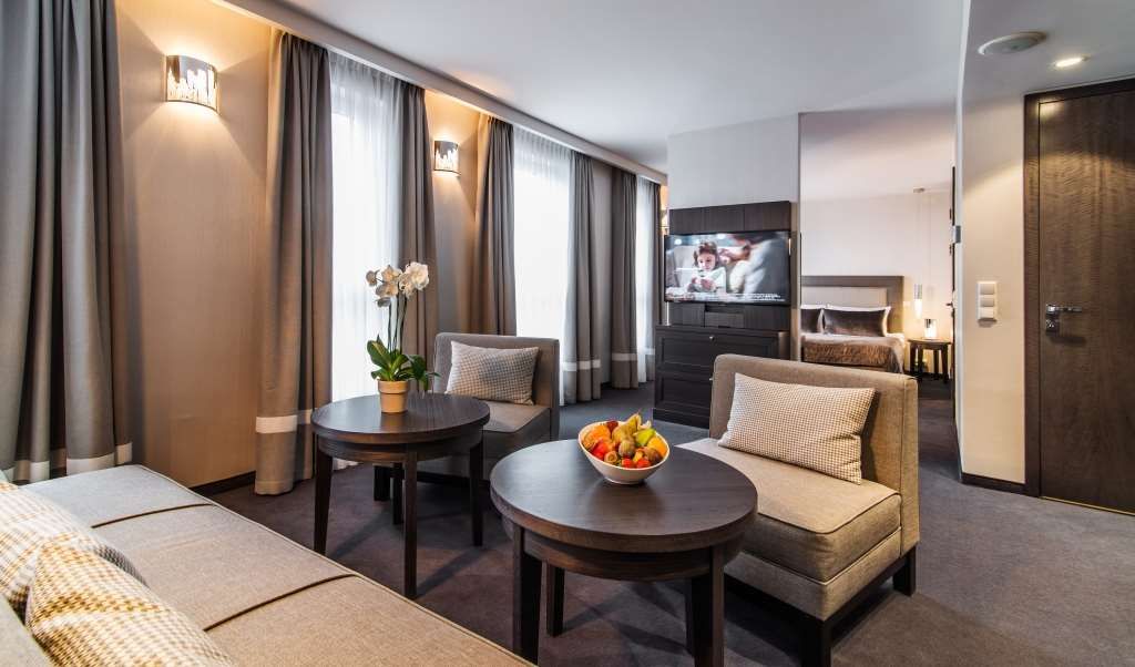 Airport Hotel Okęcie