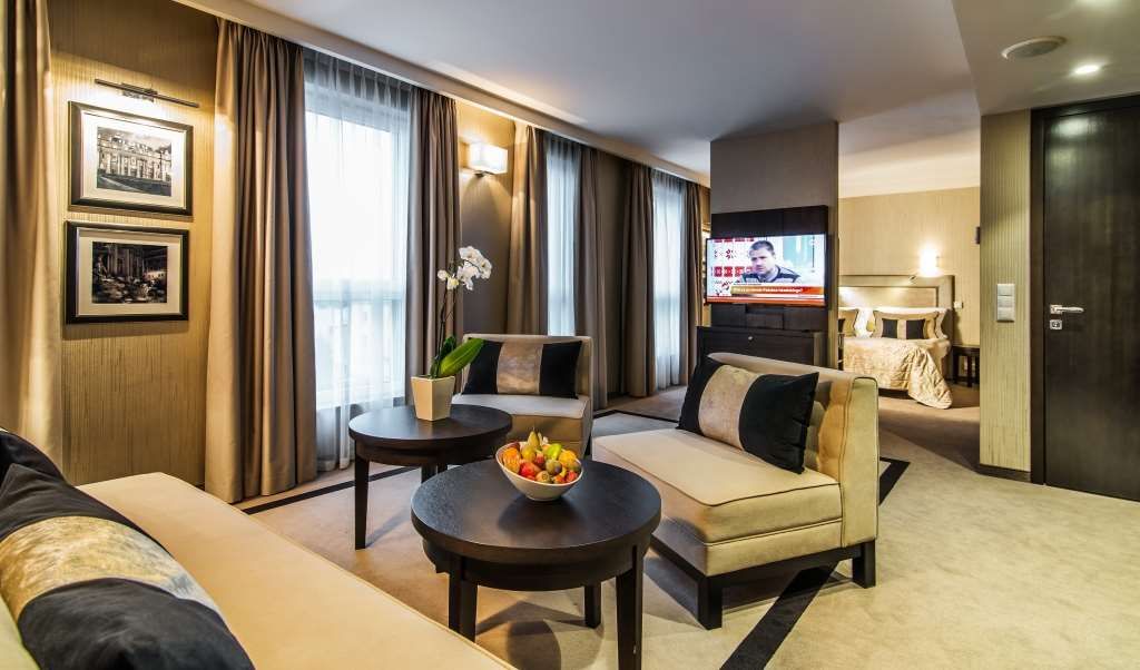 Airport Hotel Okęcie