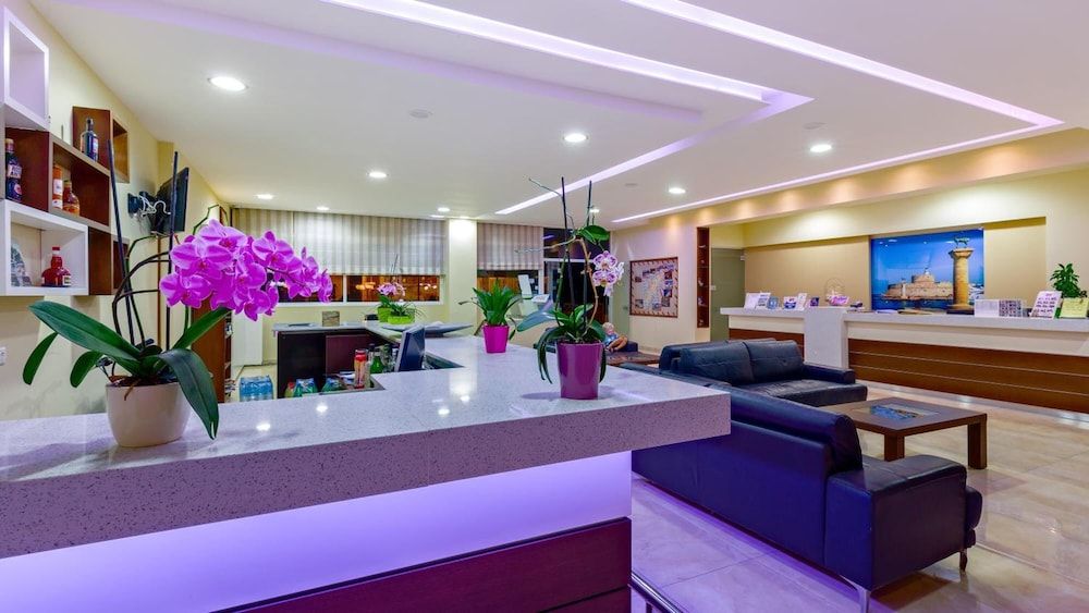 Paleos Hotel Apartments 4