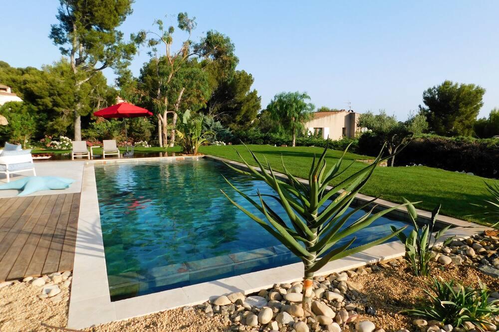Exceptional villa, Domaine de Port D'Alon, superb sea view and private pool. Provence-Alpes-Côte d'Azur - Saint-Cyr-sur-Mer visuel 1/5 Exceptional villa, Domaine de Port D'Alon, superb sea view and private pool. Provence-Alpes-Côte d'Azur - Saint-Cyr-sur-Mer visuel 1/5