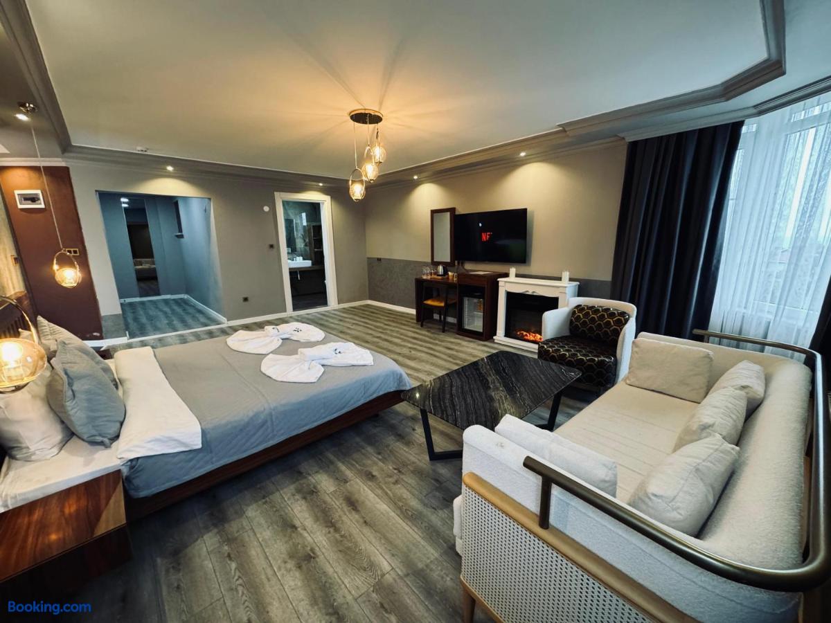 booking-1071604422-551992024-980960 Treekos Suite Hotel Istanbul Airport