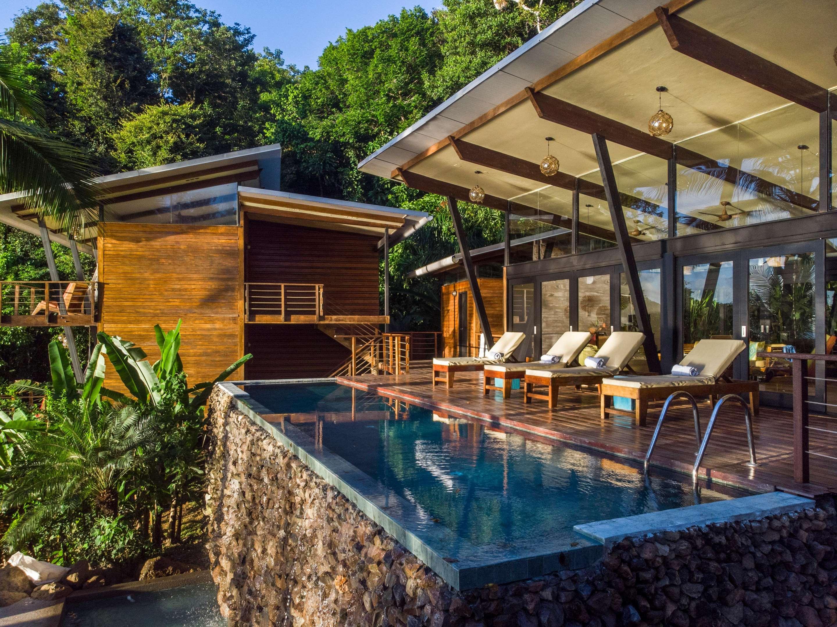ice-2051244-a43716-981332 Isla Palenque