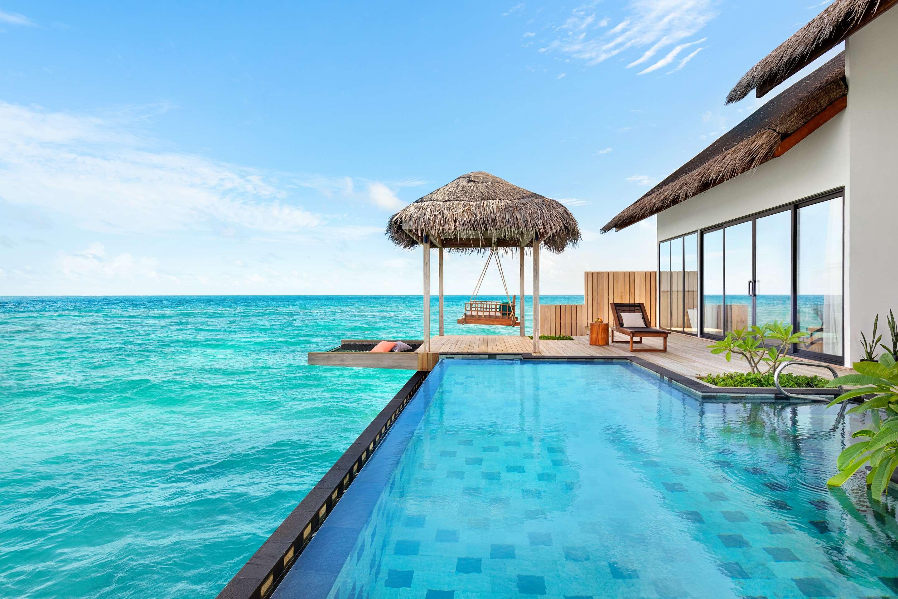 ice-1070466236-99715489-811018 Hilton Maldives Amingiri Resort & Spa