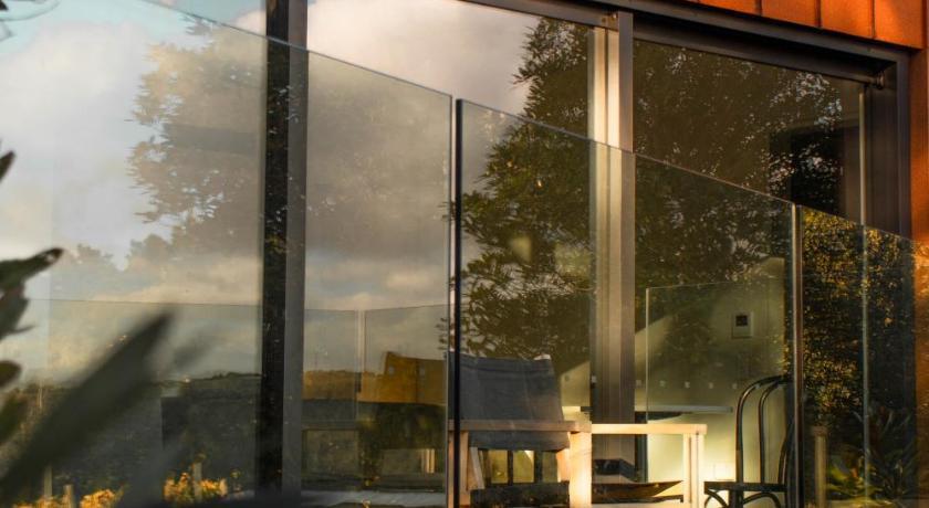 Tussock Hill Vineyard Retreats