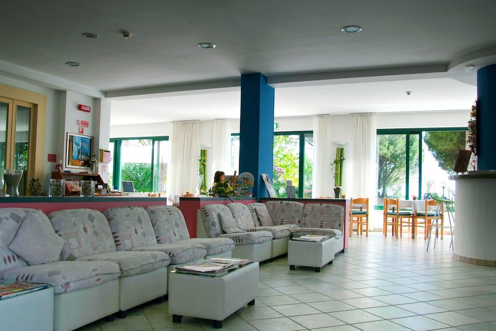 Hotel San Remo Abruzzen - Martinsicuro visuel 3/5 Hotel San Remo Abruzzen - Martinsicuro visuel 3/5