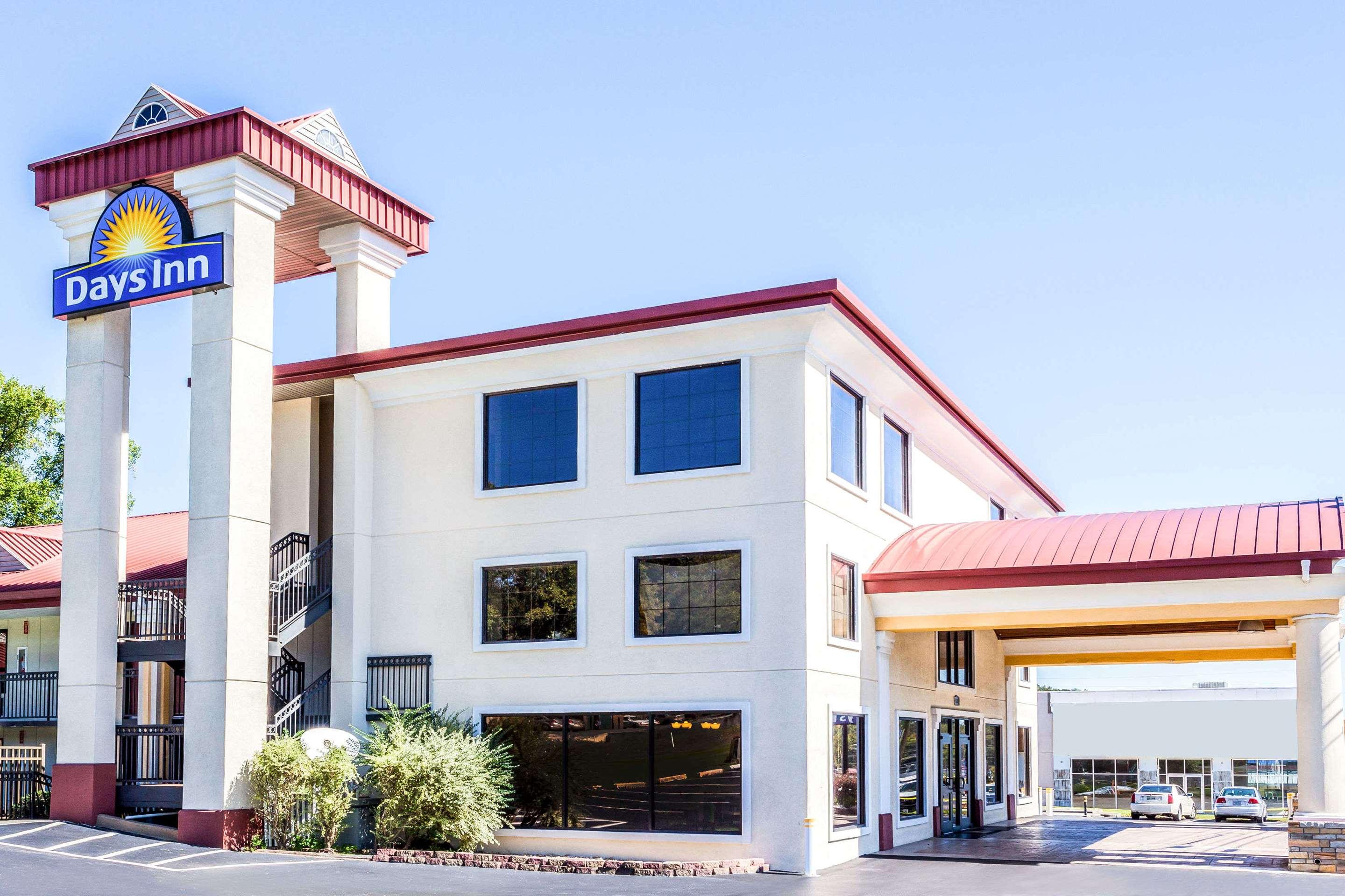 Days Inn Dalton 87 (̶9̶1̶). Dalton Hotel Deals & Reviews KAYAK