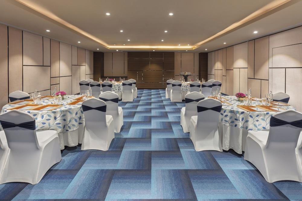 Sheraton Grand Bengaluru Whitefield Hotel & Convention Center