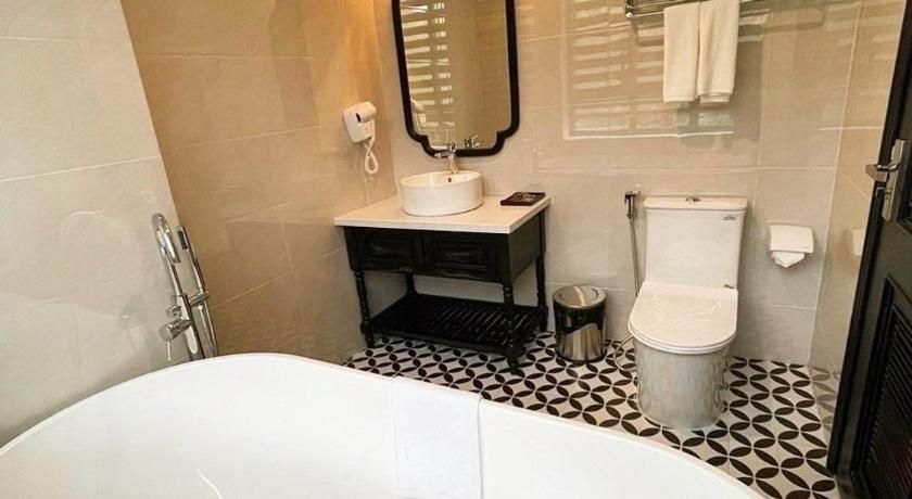 Moma Paris Hotel Ninh Bình