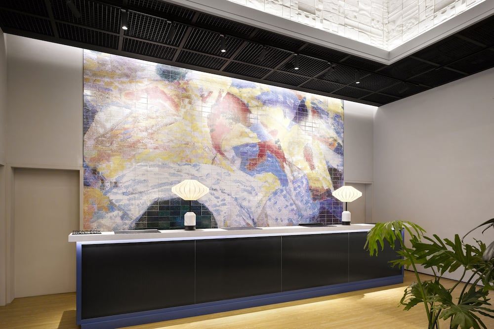 GRAVITY JOSUN Seoul Pangyo, Autograph Collection