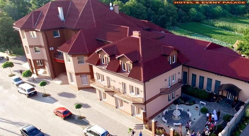 Sting Hotel & Event Palace