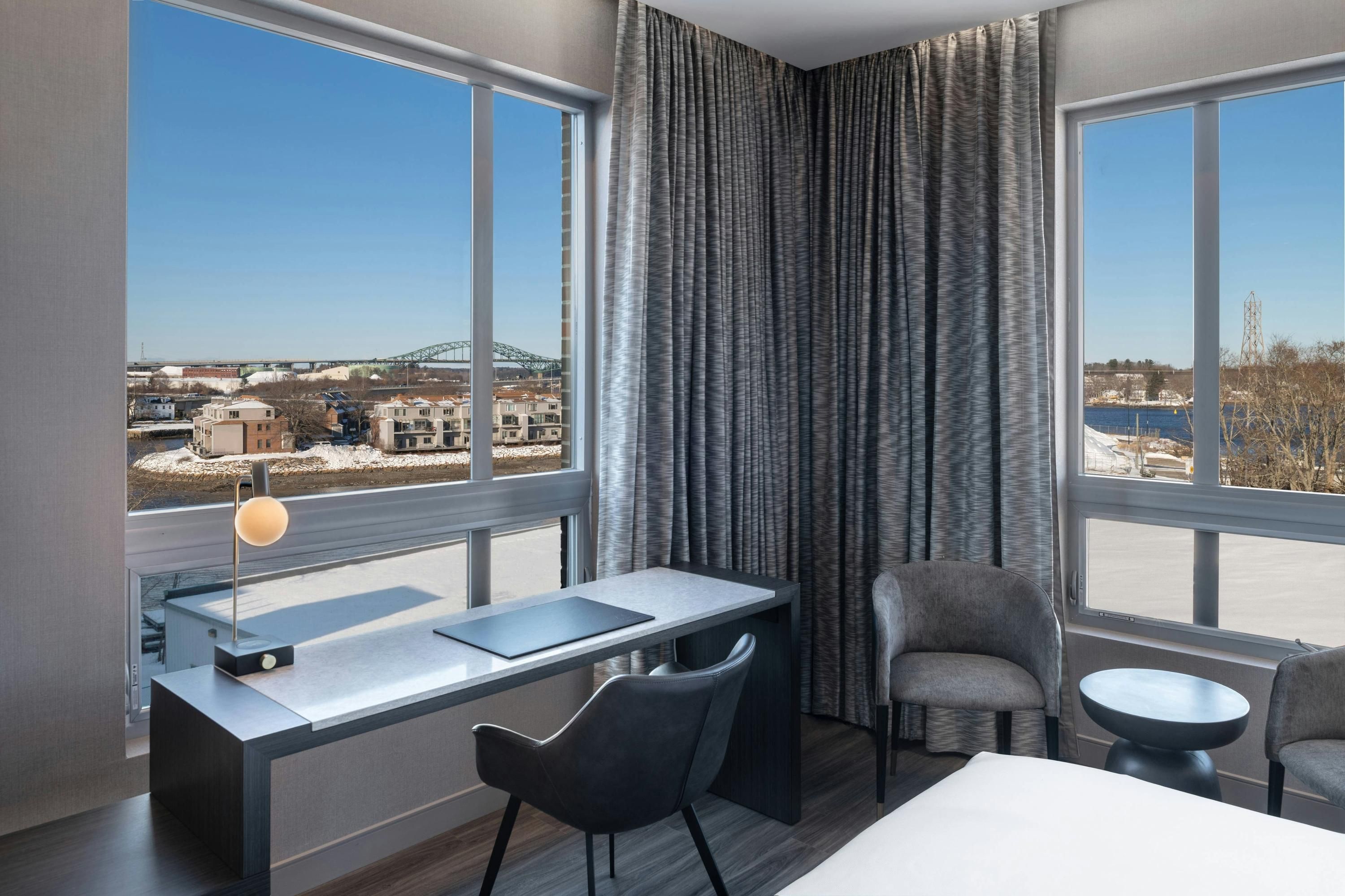 AC Hotel by Marriott Portsmouth Downtown/Waterfront