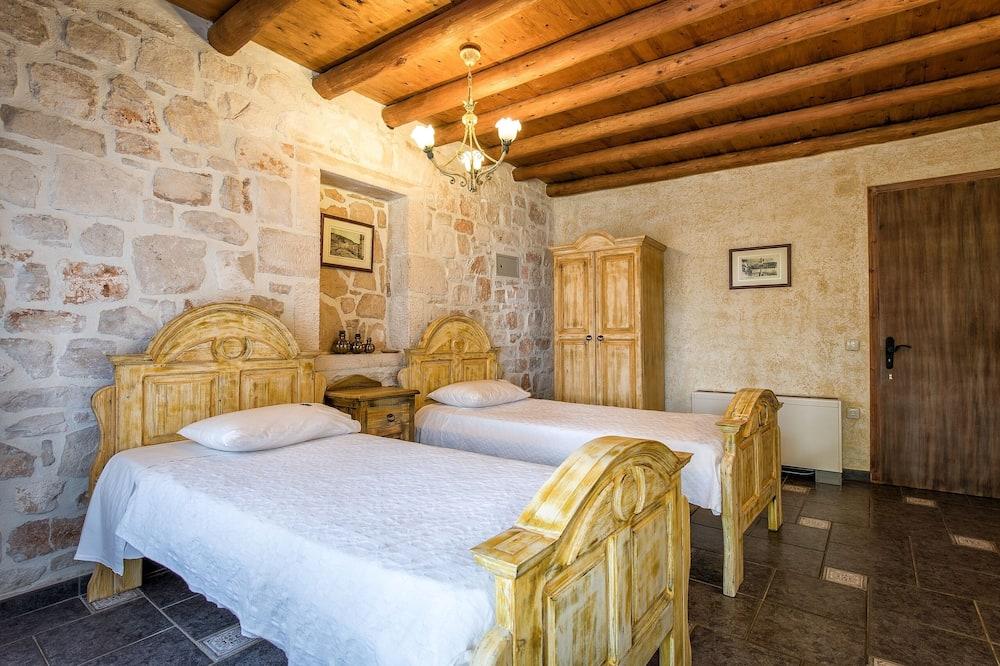 Nobelos Seaside Lodge