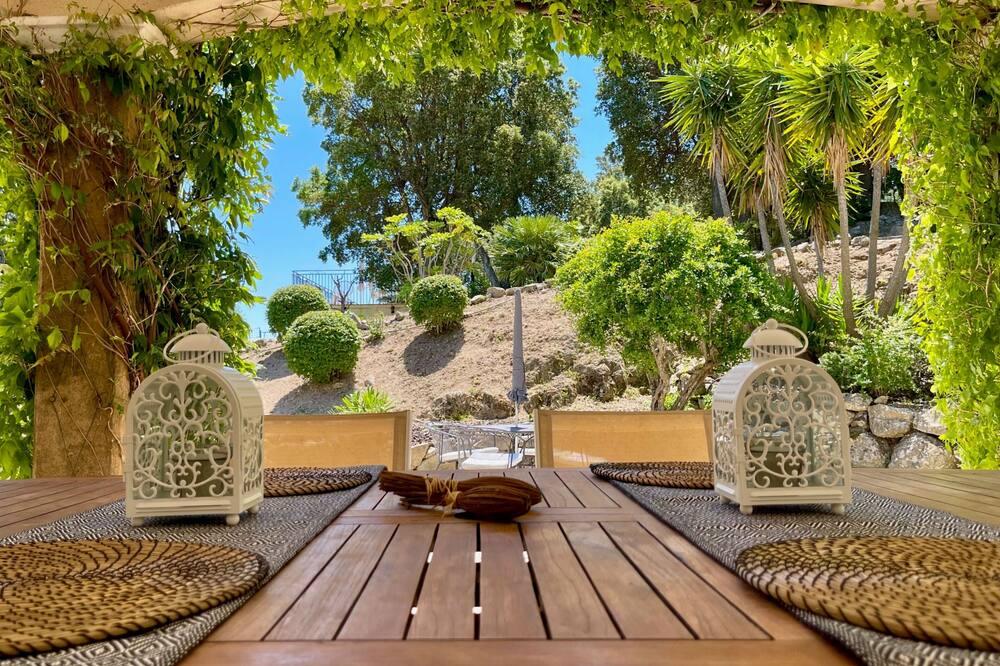 Stylish villa with big pool, garden and aircon Provence-Alpes-Côte d'Azur - Draguignan visuel 1/5 Stylish villa with big pool, garden and aircon Provence-Alpes-Côte d'Azur - Draguignan visuel 1/5