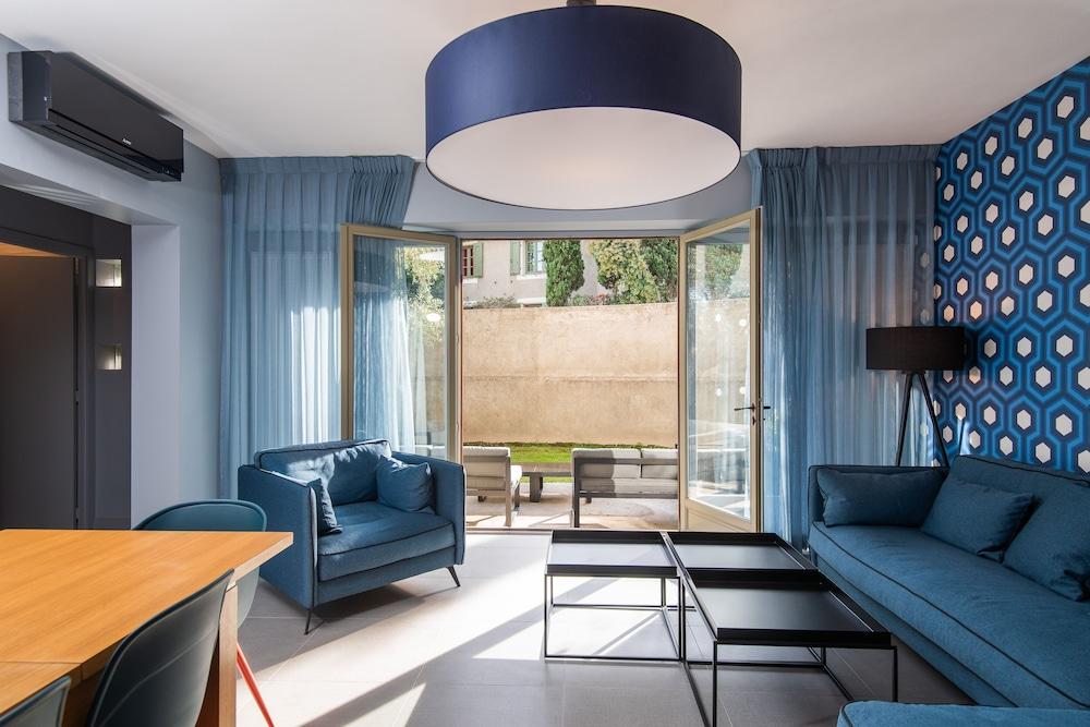 Hôtel Montmorency Languedoc-Roussillon - Carcassonne visuel 5/5 Hôtel Montmorency Languedoc-Roussillon - Carcassonne visuel 5/5