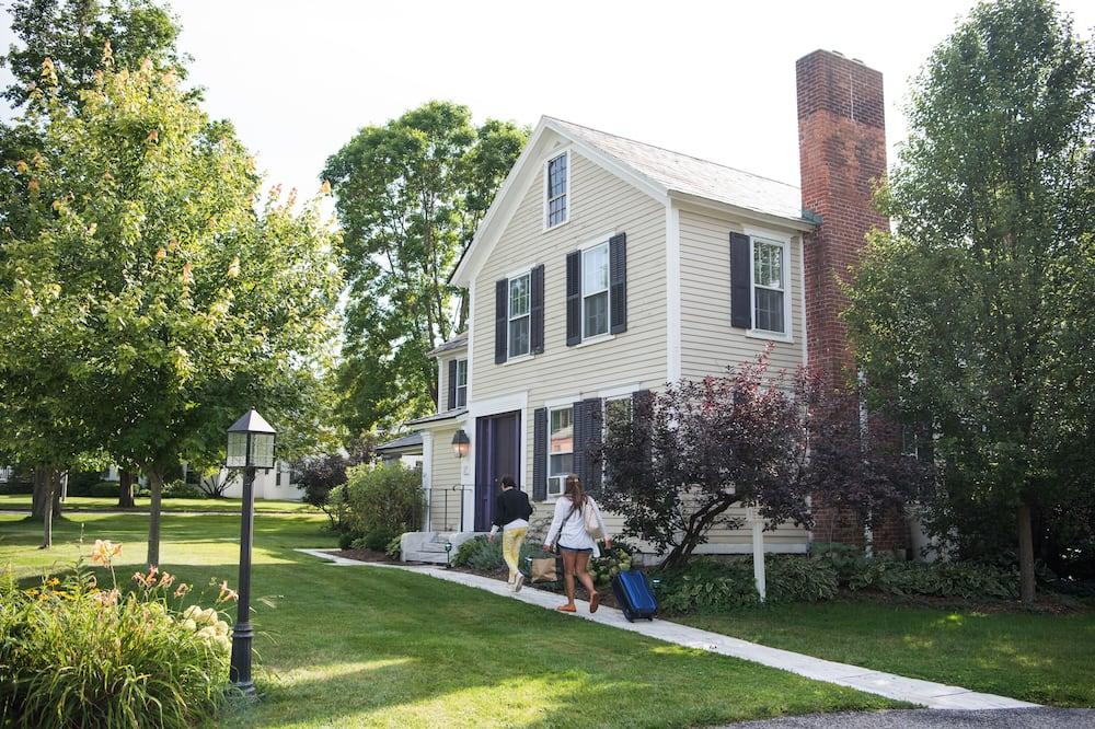 Reluctant Panther Inn & Restaurant