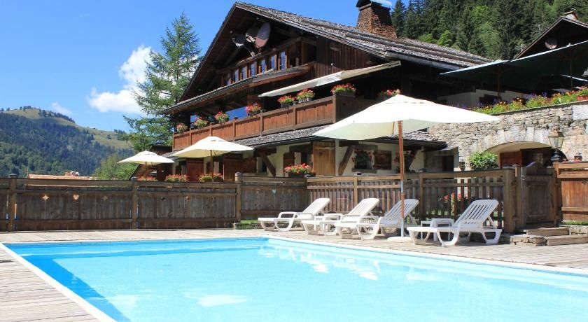 Les Chalets de la Serraz