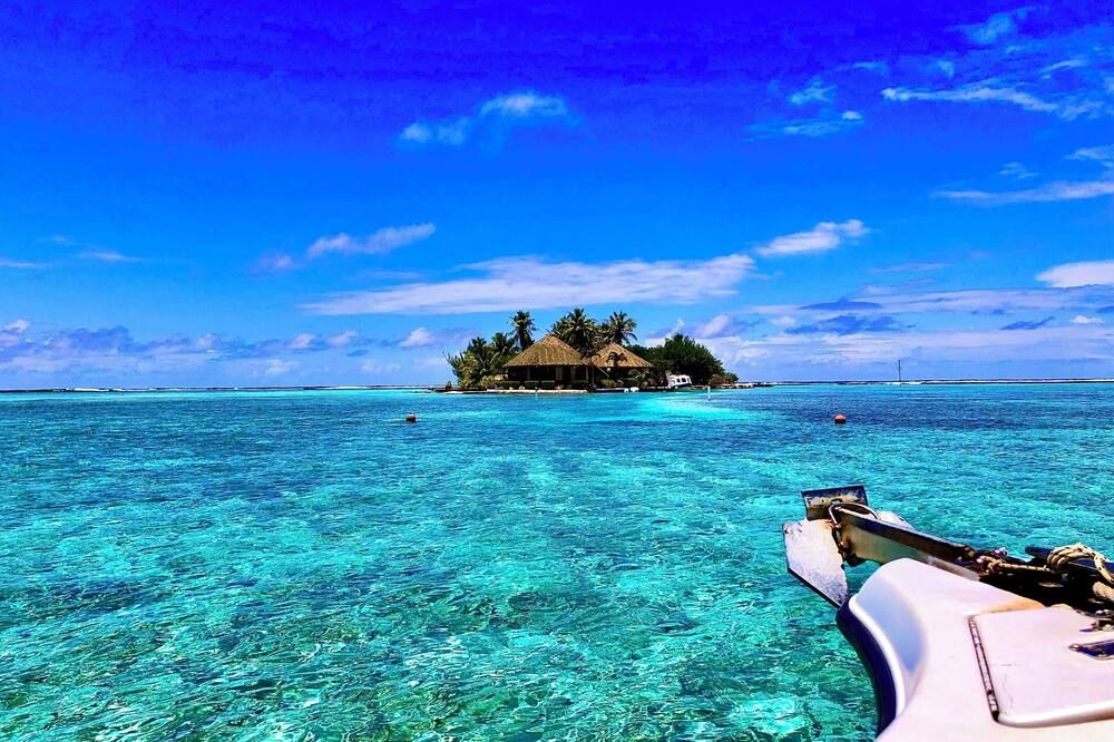 EDEN Private Island TAHAA