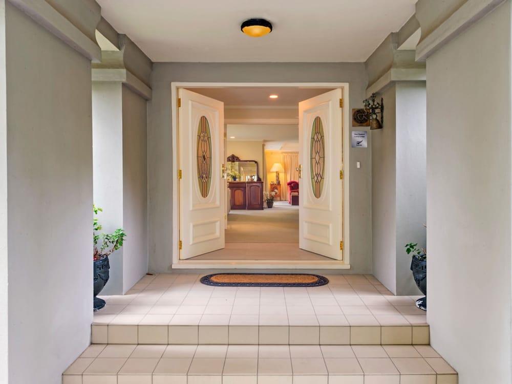 expediav2-410957-b63d2e-151190 Greenmantle Estate Hotel