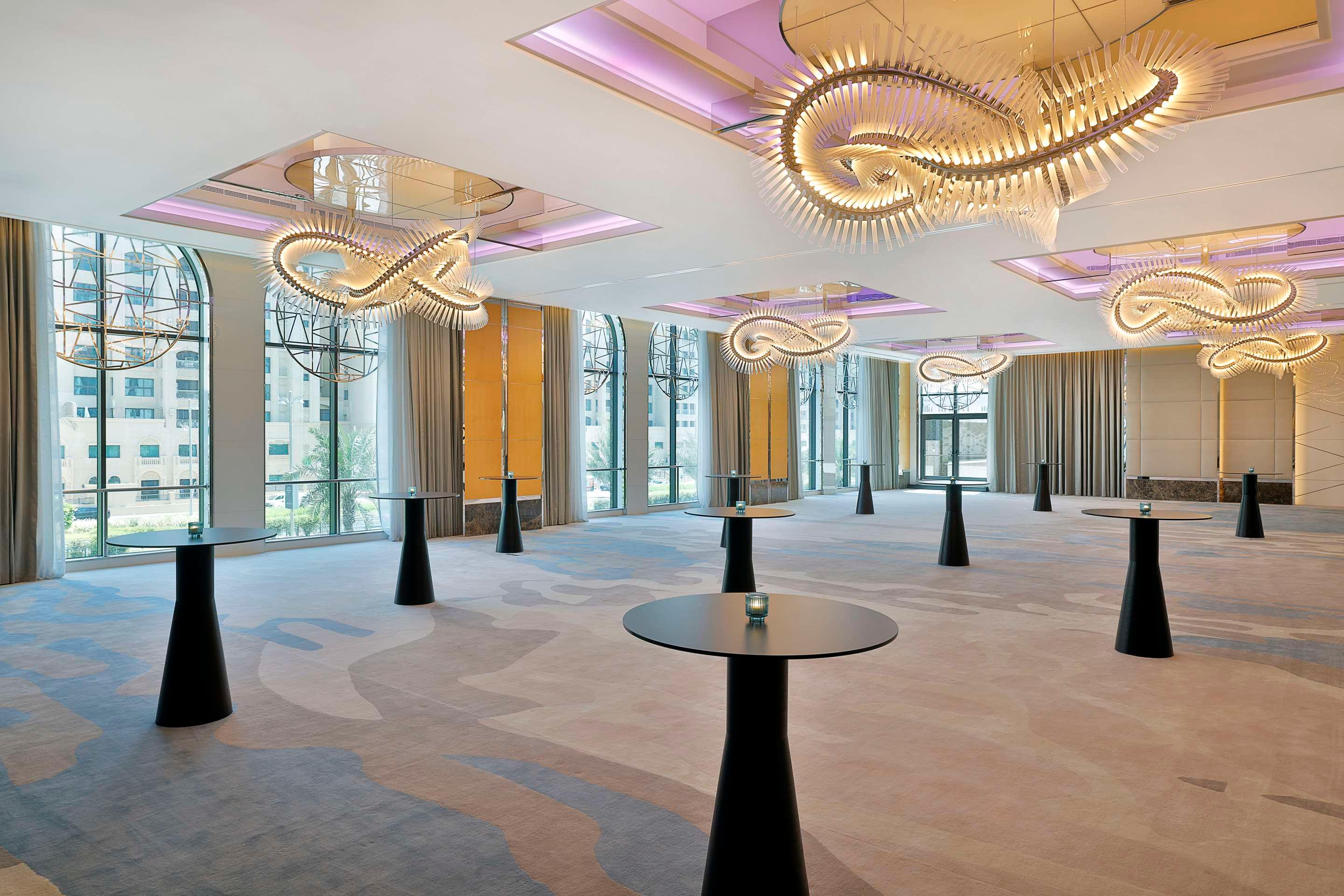 ice-8521867-5a5d49-964695 Hilton Dubai Palm Jumeirah