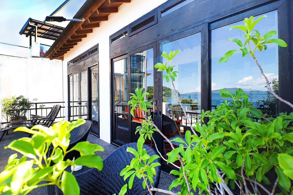 expedia_group-2659766-232573993-899950 Out of the Blue Resort