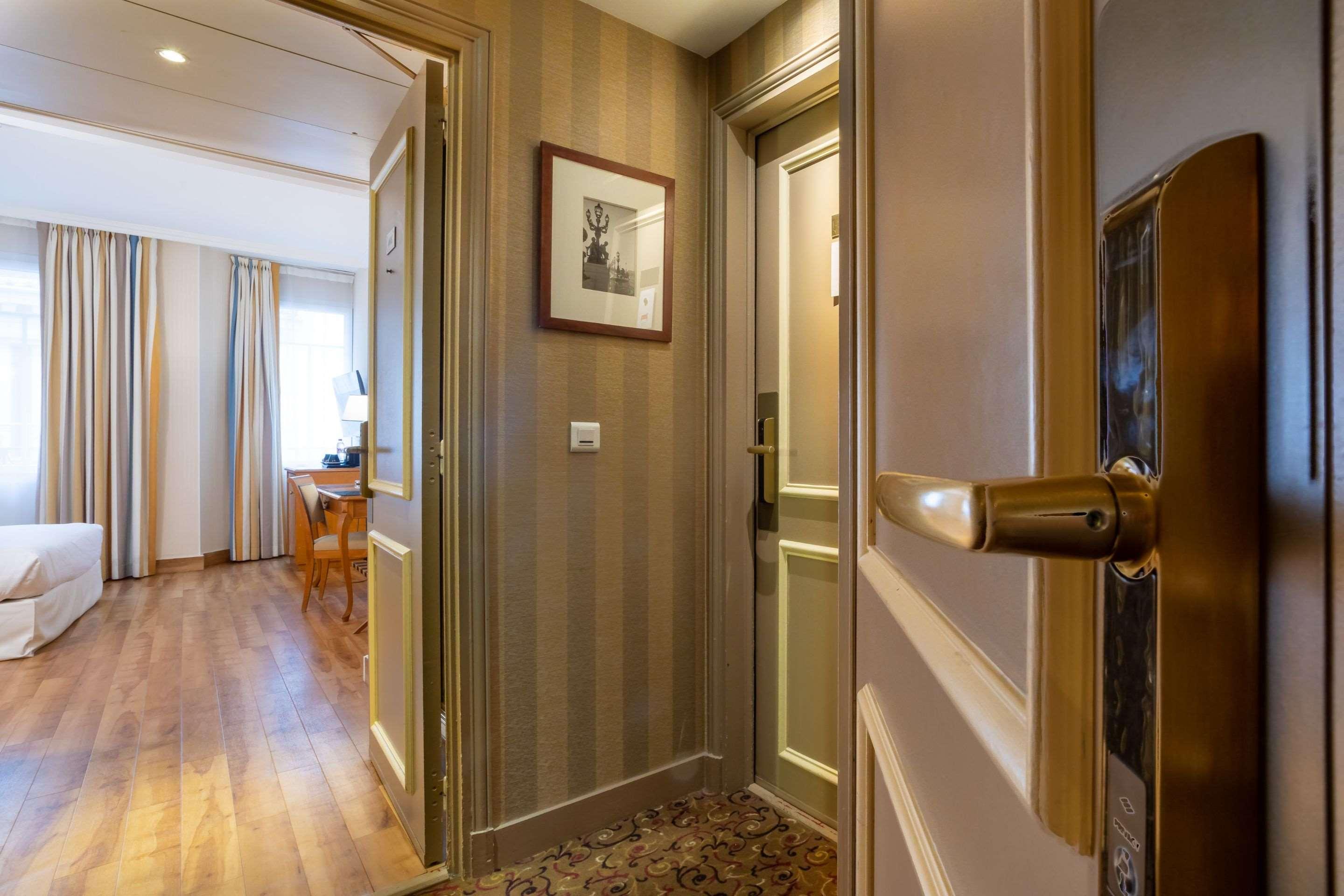 ice-145267-0365b3-841249 Hotel Etats Unis Opera
