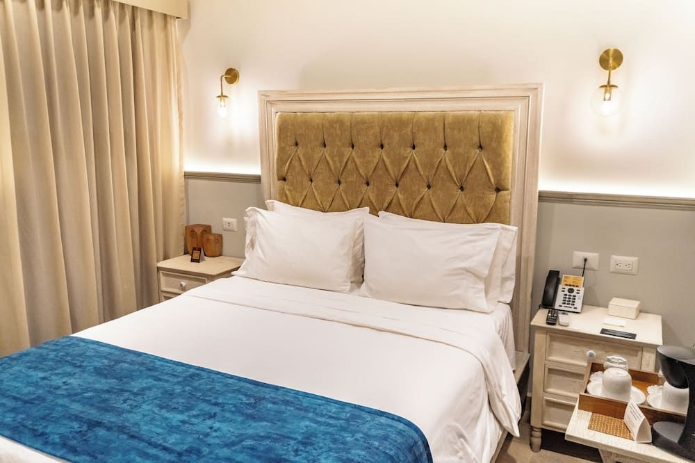 voco Royalty Puebla Downtown by IHG